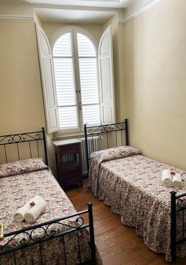 Serena Apartment Lucca Esterno foto